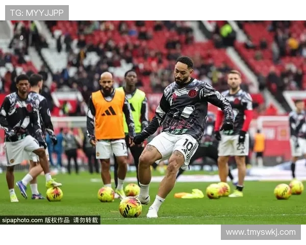 库尼亚赞姆伯莫害羞却勤练射门